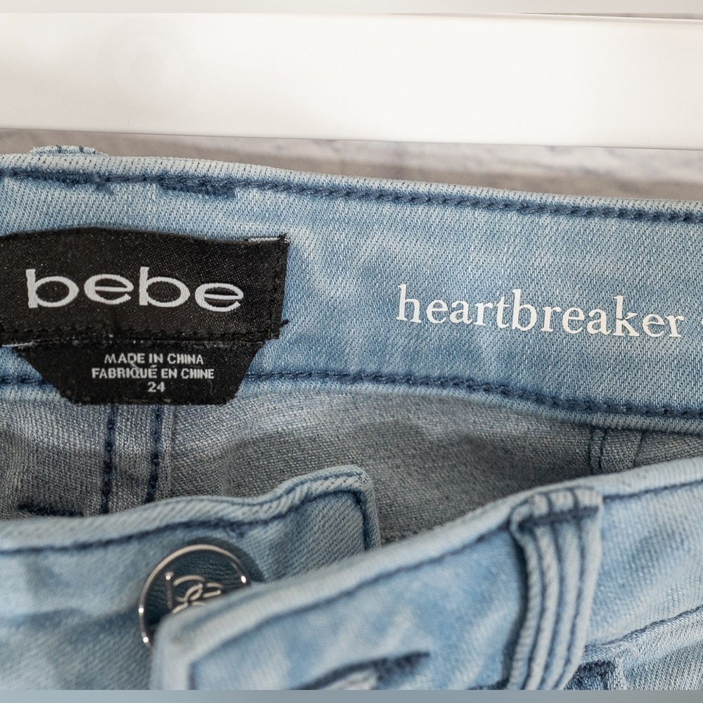 BEBE jeans - Picture 4 of 5